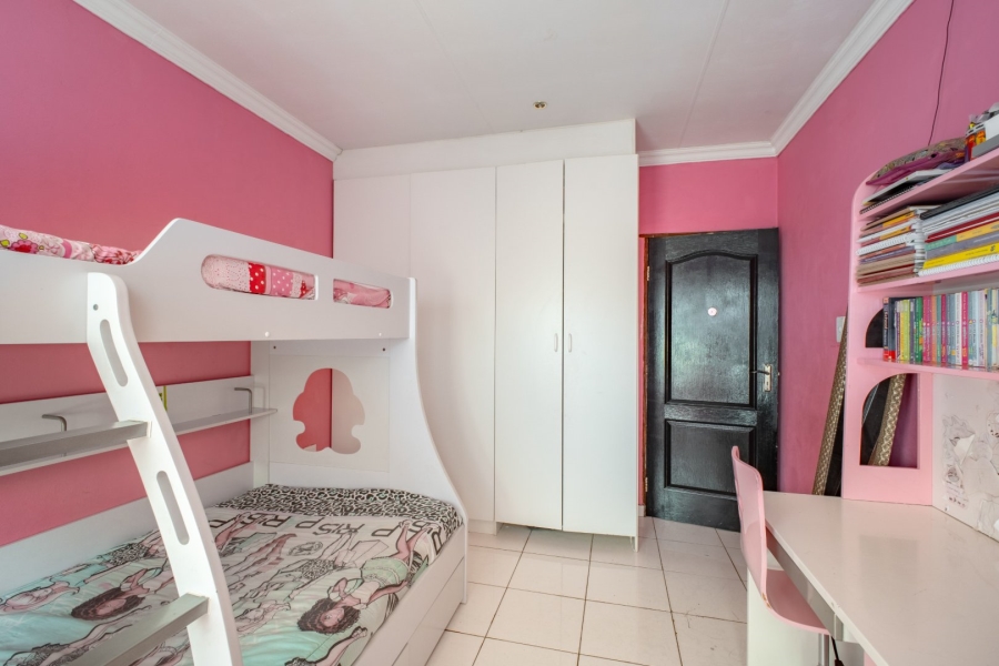 4 Bedroom Property for Sale in Copperleaf Estate Gauteng