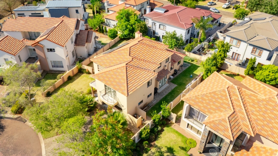 4 Bedroom Property for Sale in Copperleaf Estate Gauteng
