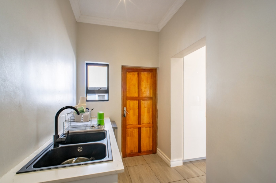 4 Bedroom Property for Sale in Blue Valley Golf Estate Gauteng