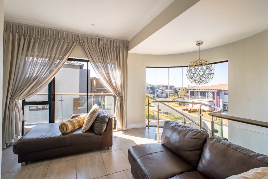 4 Bedroom Property for Sale in Blue Valley Golf Estate Gauteng