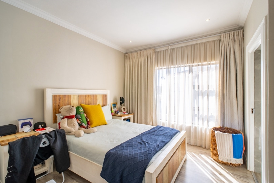 4 Bedroom Property for Sale in Blue Valley Golf Estate Gauteng