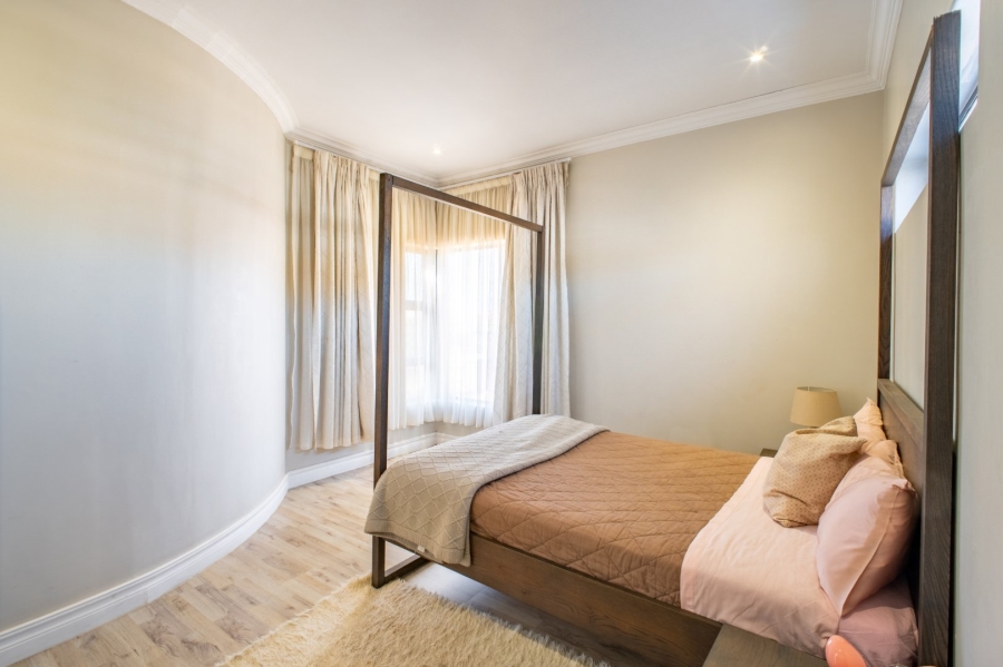 4 Bedroom Property for Sale in Blue Valley Golf Estate Gauteng