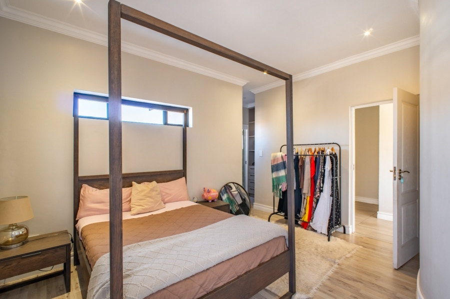 4 Bedroom Property for Sale in Blue Valley Golf Estate Gauteng