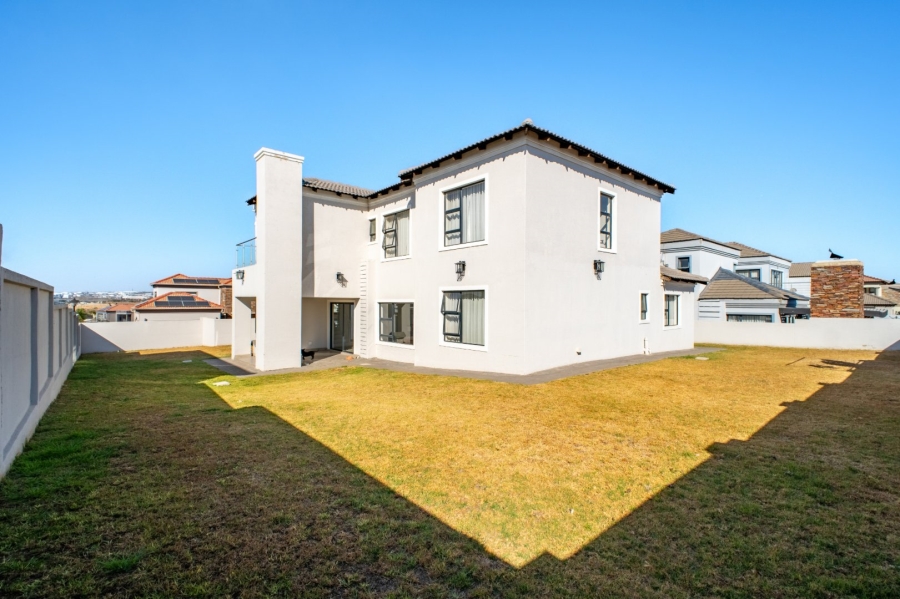 4 Bedroom Property for Sale in Blue Valley Golf Estate Gauteng