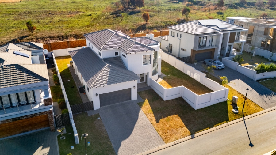 4 Bedroom Property for Sale in Blue Valley Golf Estate Gauteng