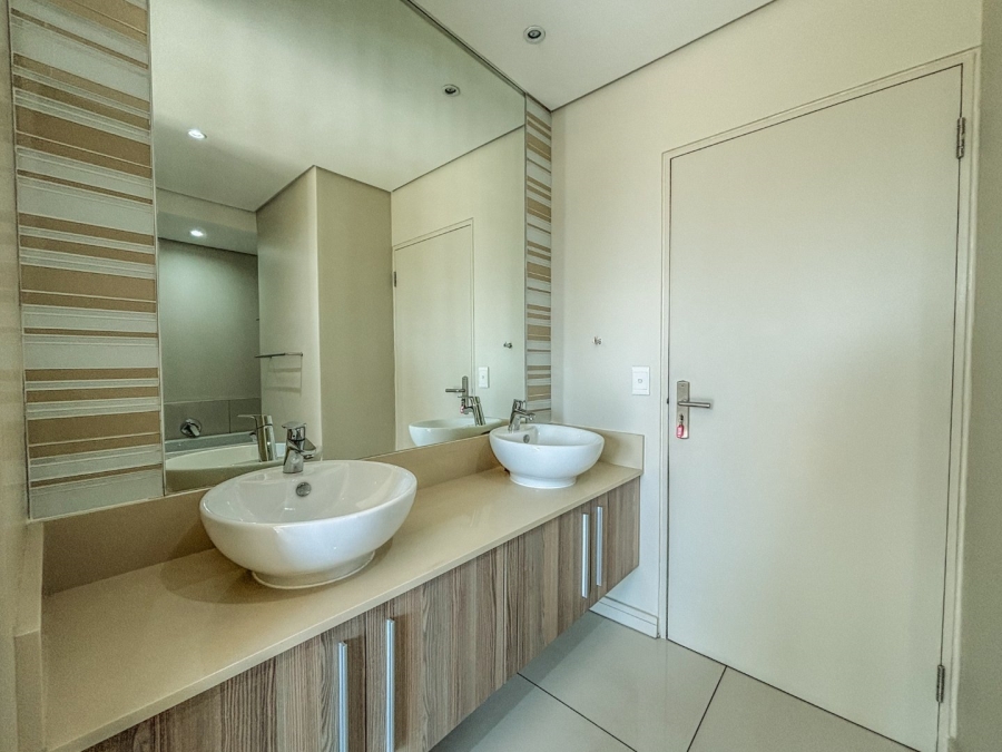 2 Bedroom Property for Sale in Rosebank Gauteng