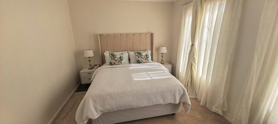 2 Bedroom Property for Sale in Halfway Gardens Gauteng