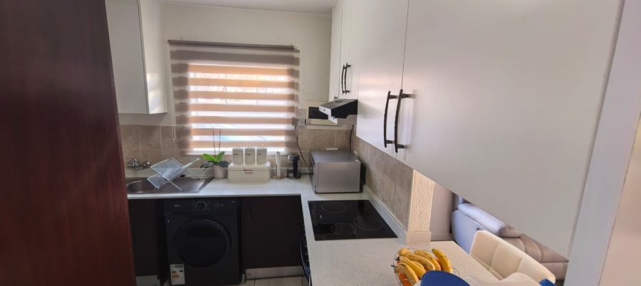 2 Bedroom Property for Sale in Halfway Gardens Gauteng