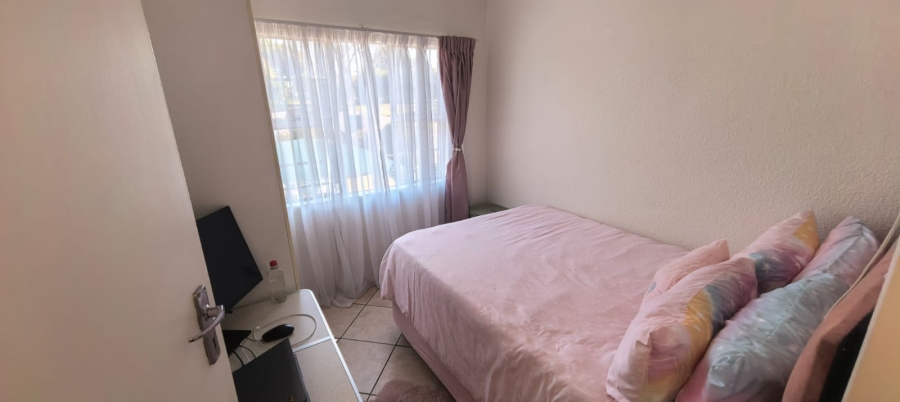 2 Bedroom Property for Sale in Halfway Gardens Gauteng