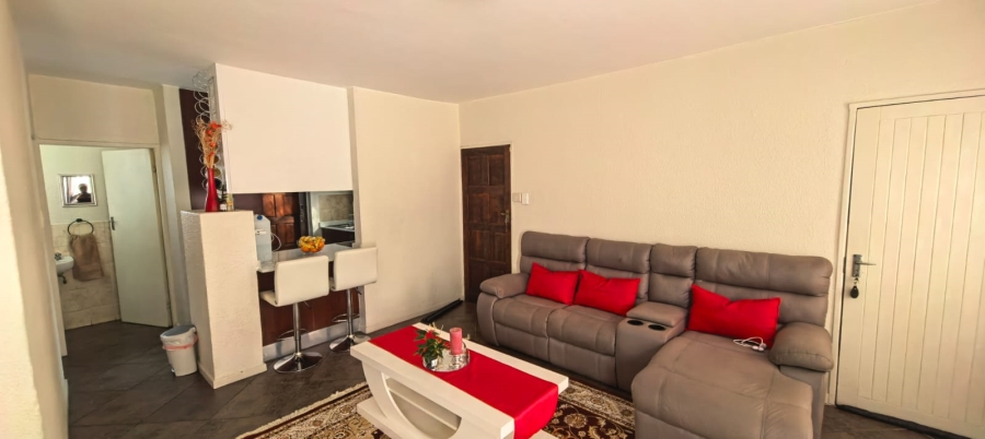 2 Bedroom Property for Sale in Halfway Gardens Gauteng