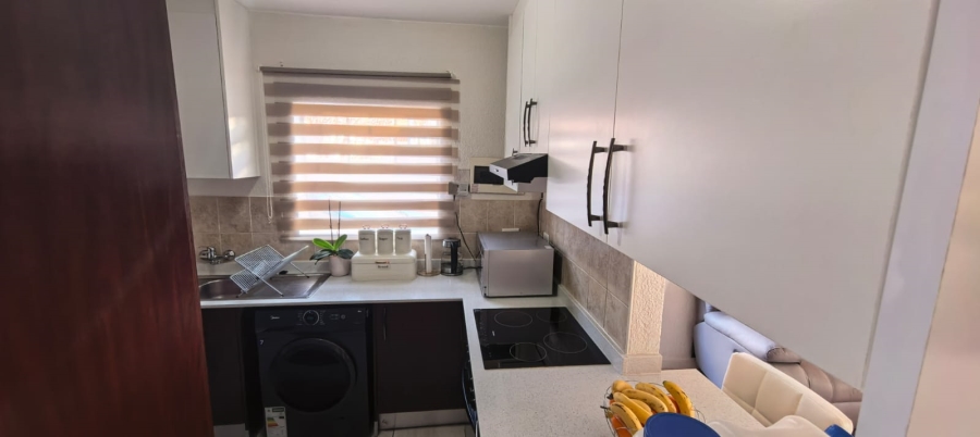 2 Bedroom Property for Sale in Halfway Gardens Gauteng