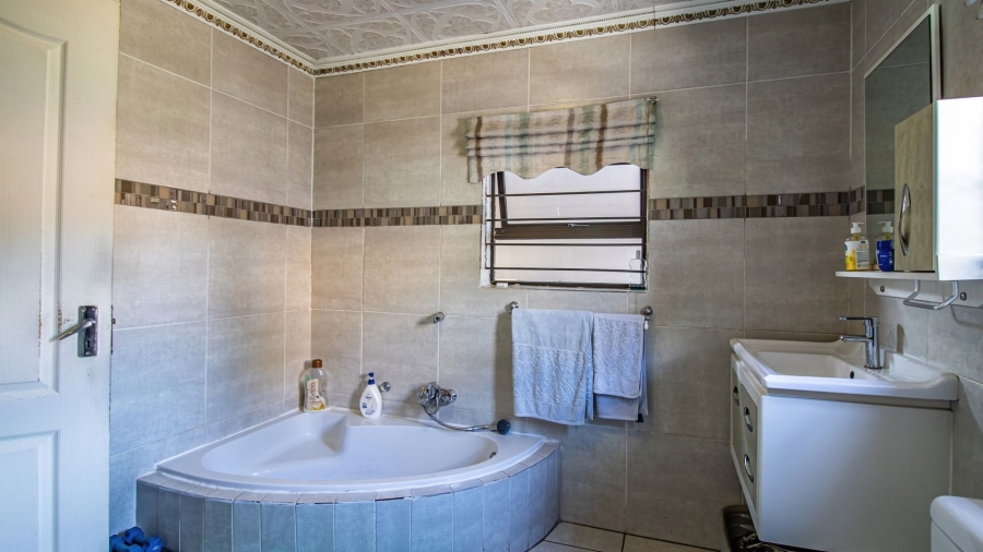 2 Bedroom Property for Sale in Centurion Central Gauteng
