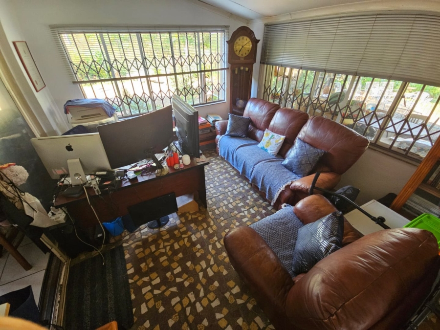 Commercial Property for Sale in Magaliesmoot AH Gauteng