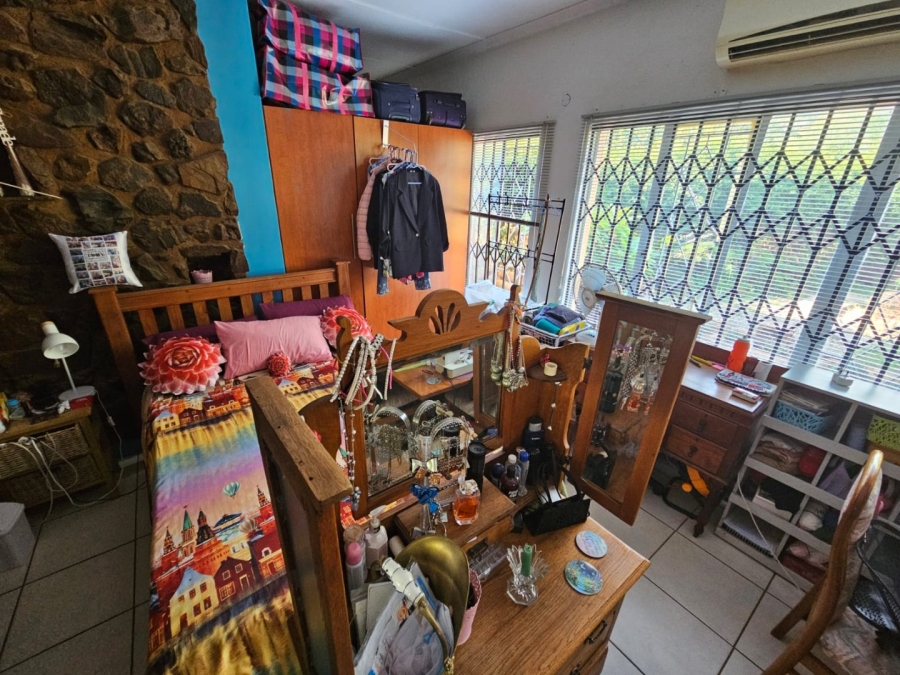 Commercial Property for Sale in Magaliesmoot AH Gauteng
