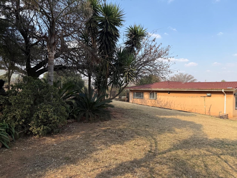 Commercial Property for Sale in Hornsoord A H Gauteng
