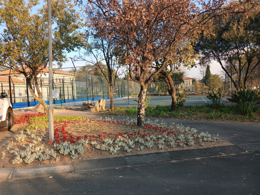 Commercial Property for Sale in Blue Valley Golf Estate Gauteng