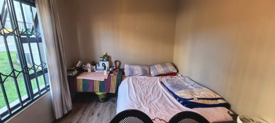 2 Bedroom Property for Sale in Glen Austin Gauteng
