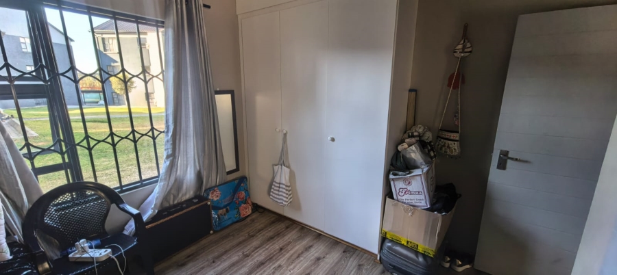 2 Bedroom Property for Sale in Glen Austin Gauteng