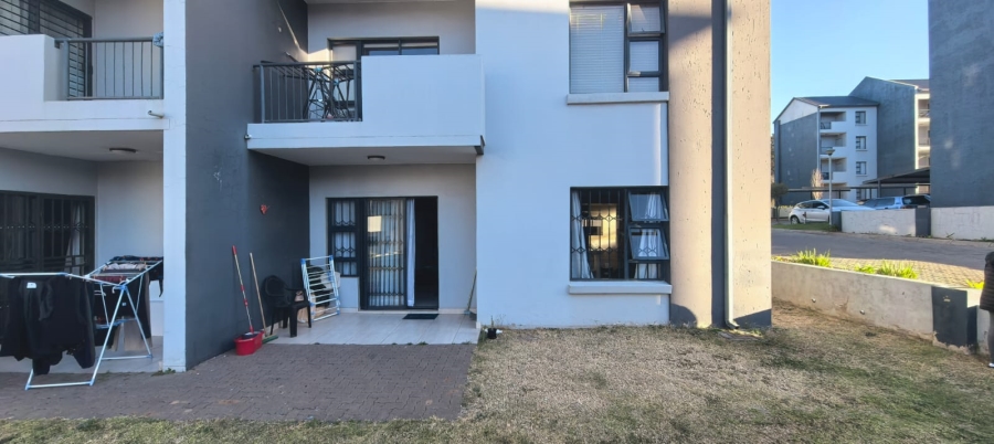 2 Bedroom Property for Sale in Glen Austin Gauteng