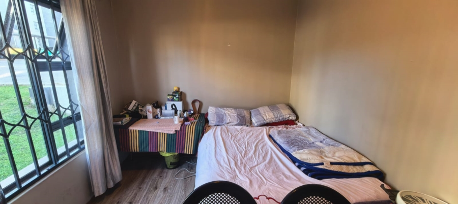 2 Bedroom Property for Sale in Glen Austin Gauteng