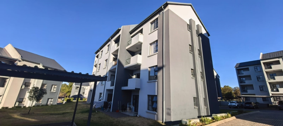 2 Bedroom Property for Sale in Glen Austin Gauteng