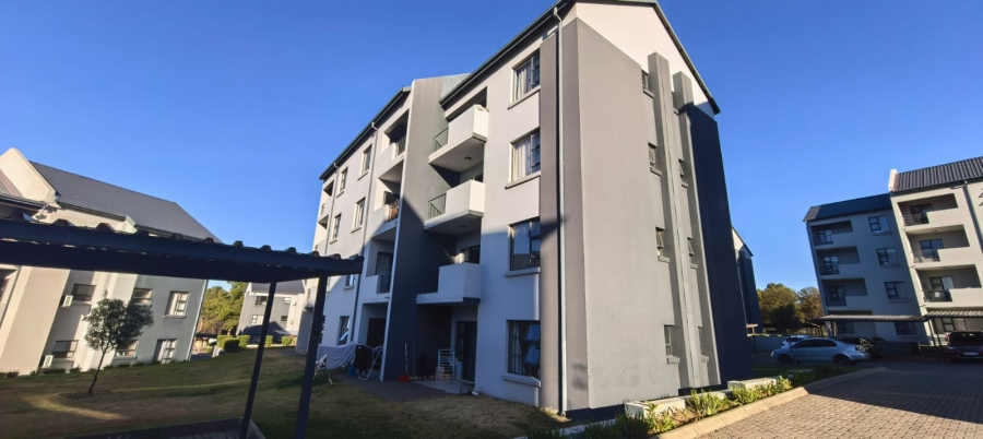 2 Bedroom Property for Sale in Glen Austin Gauteng