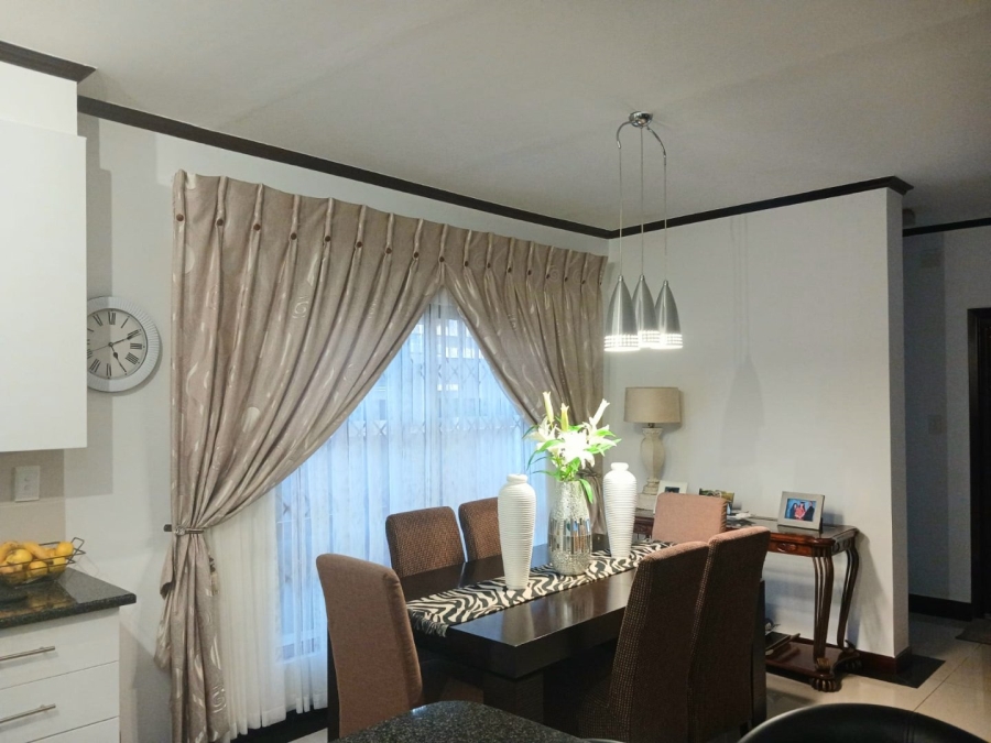 3 Bedroom Property for Sale in Halfway Gardens Gauteng