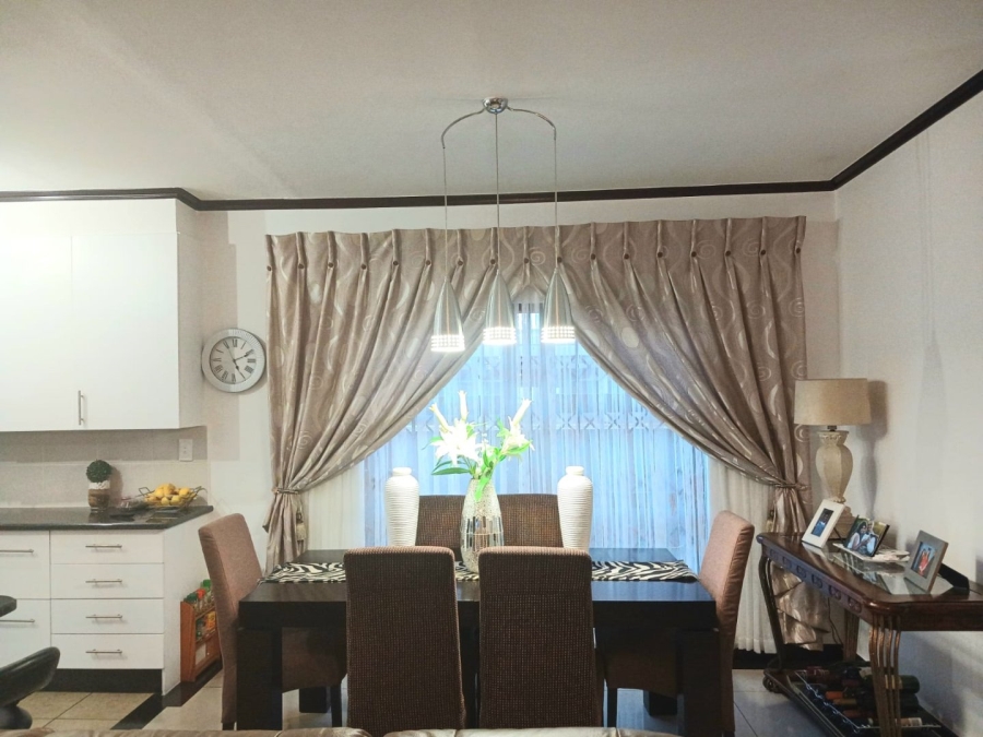 3 Bedroom Property for Sale in Halfway Gardens Gauteng