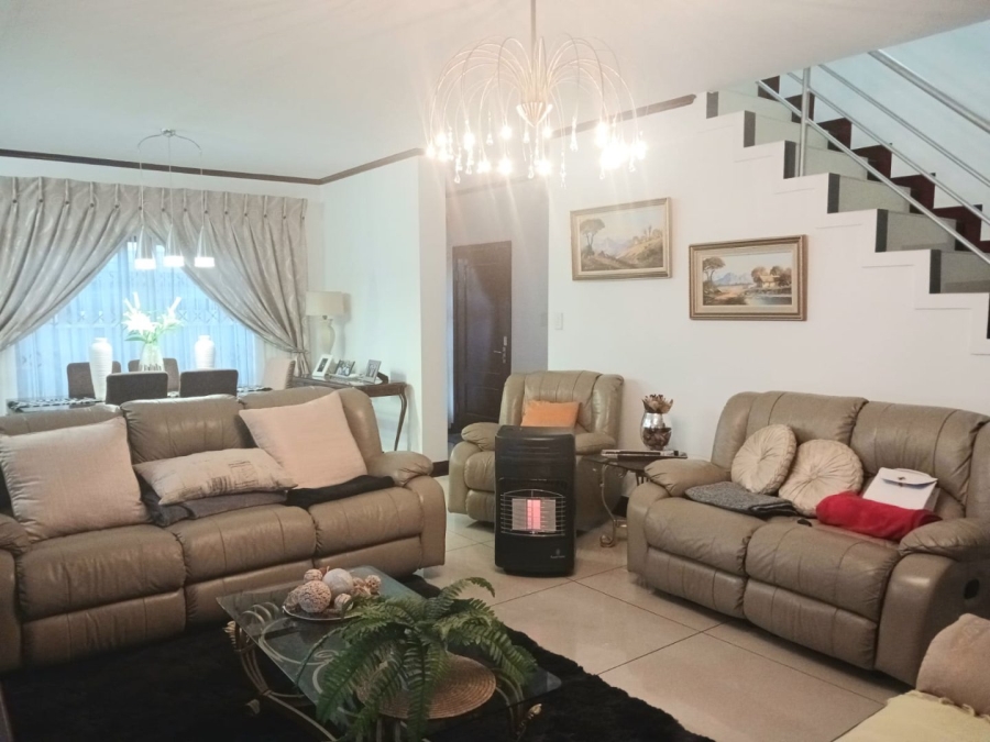 3 Bedroom Property for Sale in Halfway Gardens Gauteng