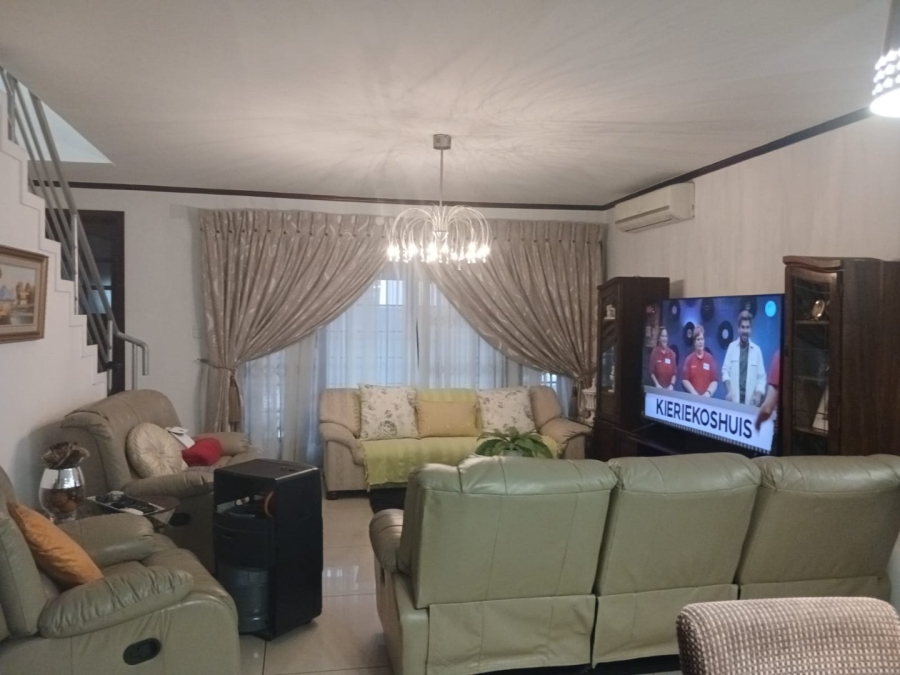 3 Bedroom Property for Sale in Halfway Gardens Gauteng