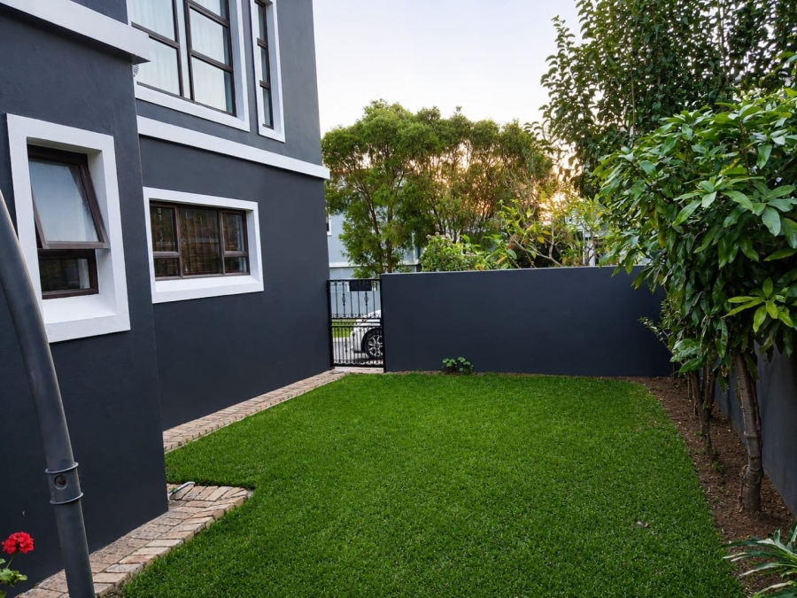 3 Bedroom Property for Sale in Halfway Gardens Gauteng