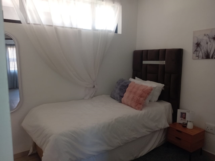 3 Bedroom Property for Sale in Protea Glen Gauteng