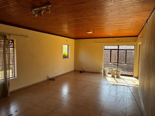 3 Bedroom Property for Sale in Birch Acres Gauteng