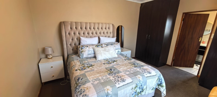 4 Bedroom Property for Sale in Noordwyk Gauteng