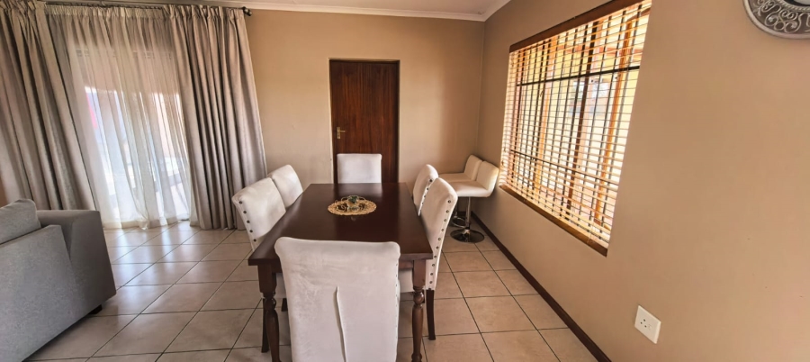 4 Bedroom Property for Sale in Noordwyk Gauteng