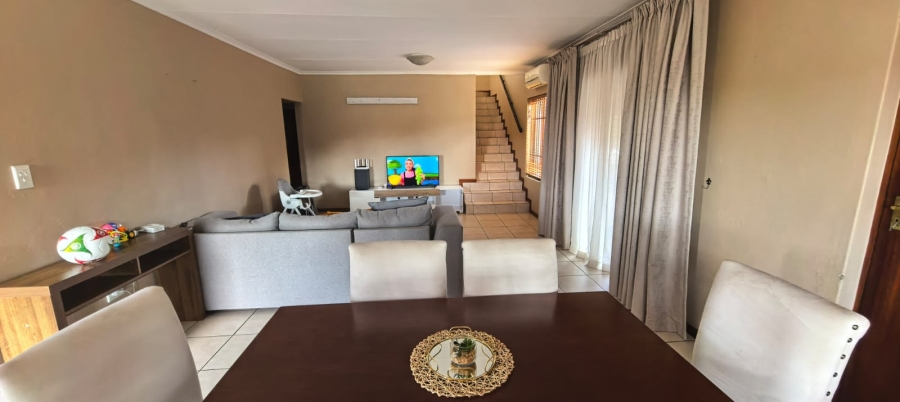 4 Bedroom Property for Sale in Noordwyk Gauteng