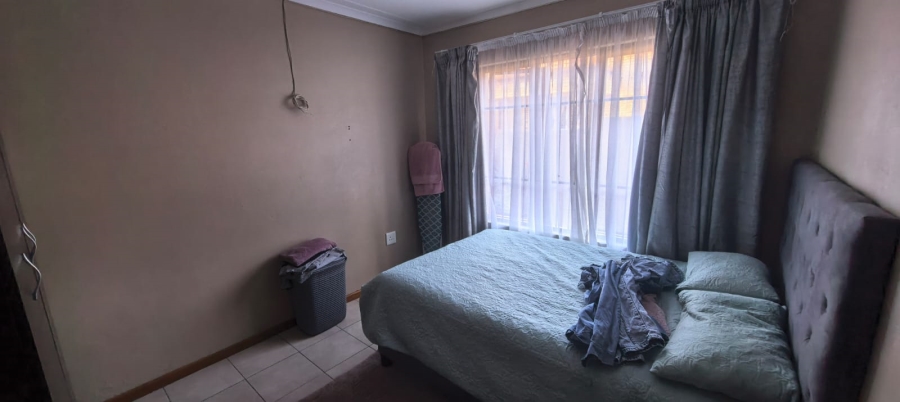 4 Bedroom Property for Sale in Noordwyk Gauteng