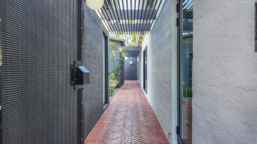 3 Bedroom Property for Sale in Northcliff Gauteng