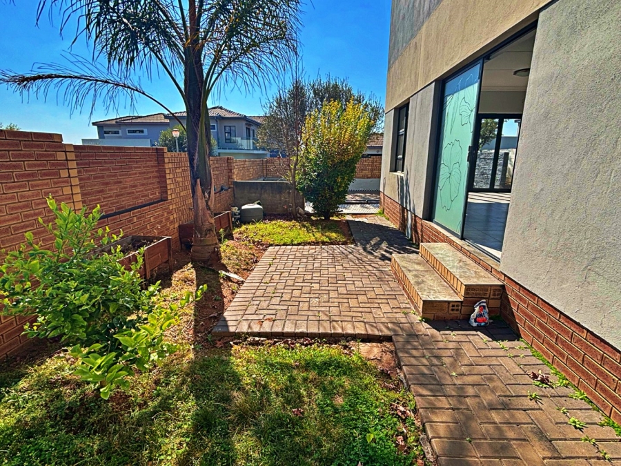 3 Bedroom Property for Sale in Thatchfield Ridge Gauteng