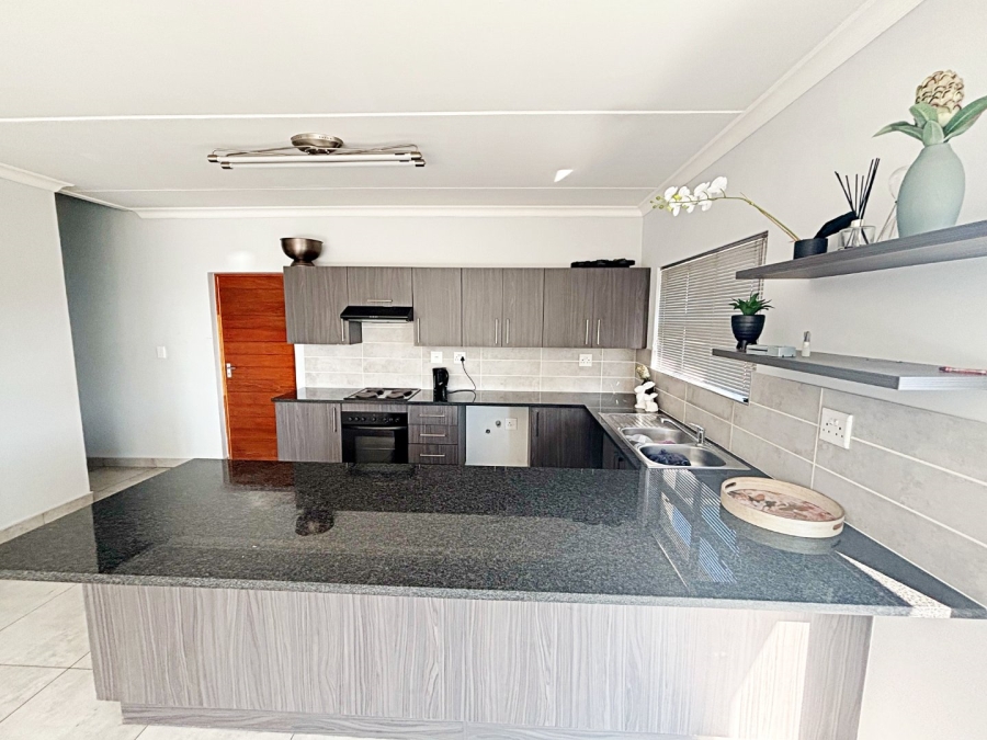 3 Bedroom Property for Sale in Thatchfield Ridge Gauteng
