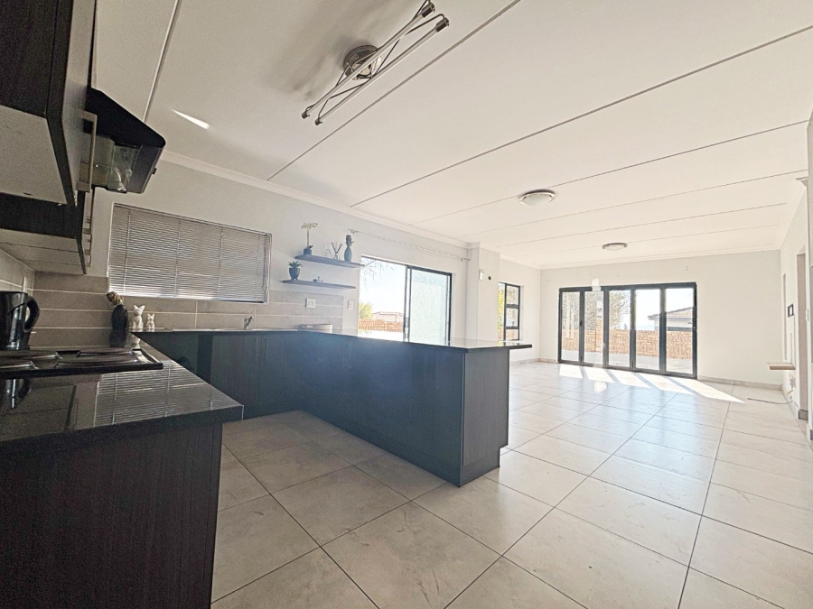 3 Bedroom Property for Sale in Thatchfield Ridge Gauteng