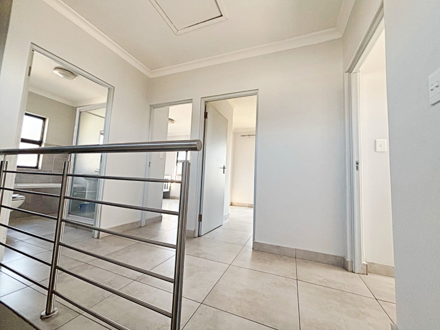 3 Bedroom Property for Sale in Thatchfield Ridge Gauteng