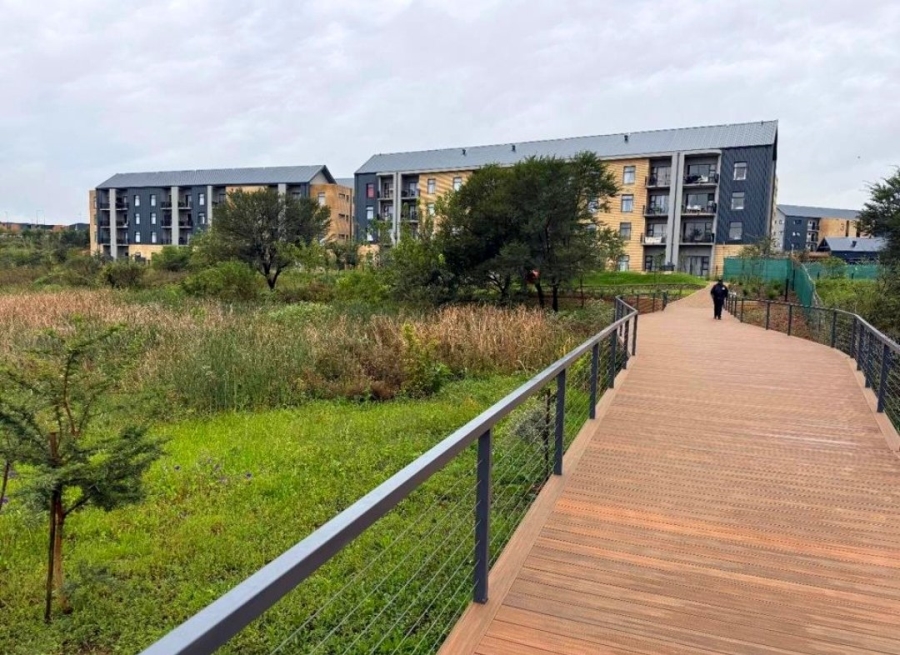 To Let 1 Bedroom Property for Rent in Castle Gate Gauteng
