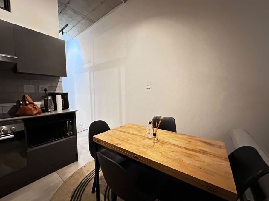 1 Bedroom Property for Sale in Sandton Central Gauteng