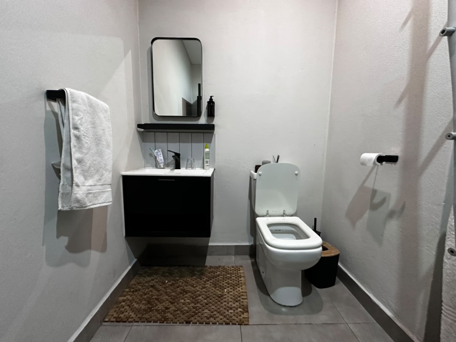 1 Bedroom Property for Sale in Sandton Central Gauteng