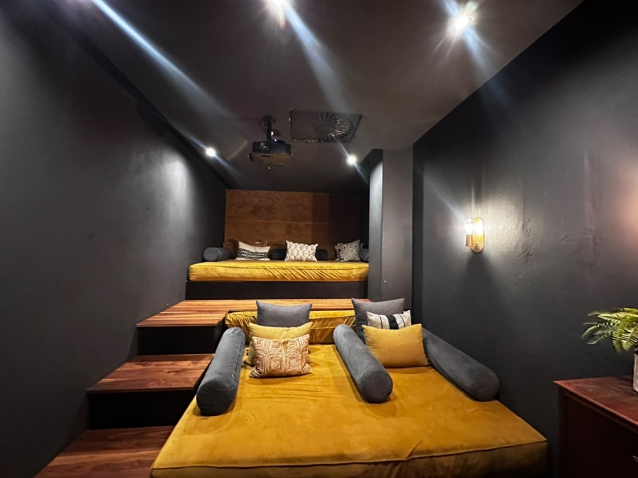 1 Bedroom Property for Sale in Sandton Central Gauteng