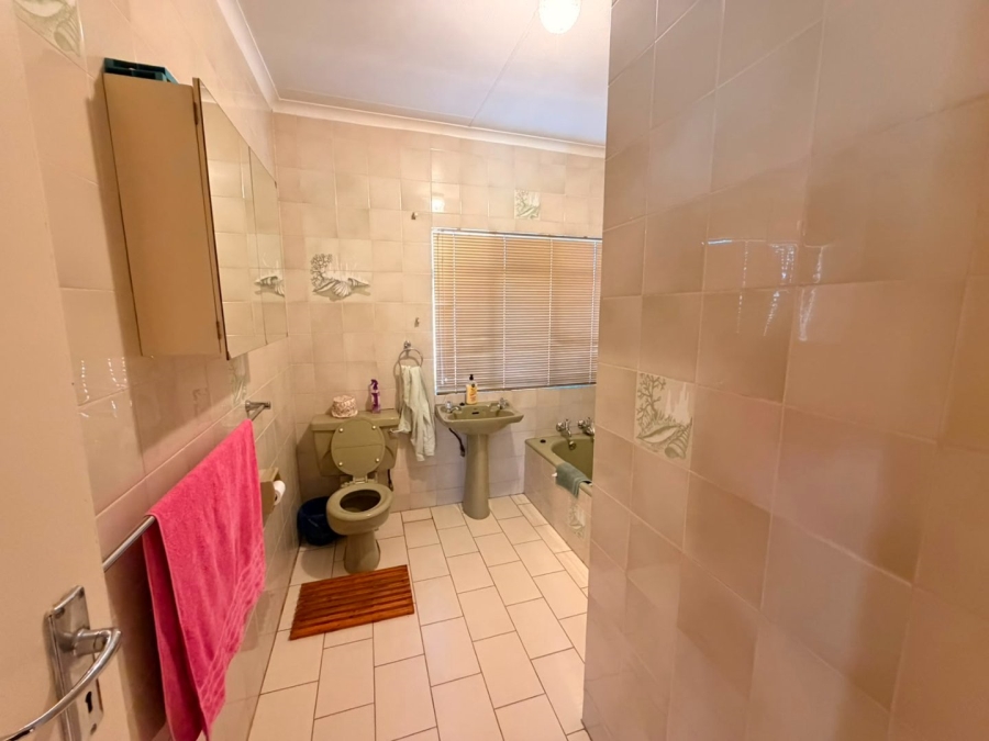 3 Bedroom Property for Sale in Ferryvale Gauteng
