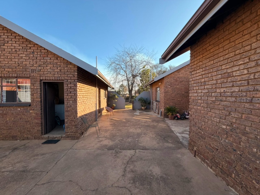 3 Bedroom Property for Sale in Ferryvale Gauteng