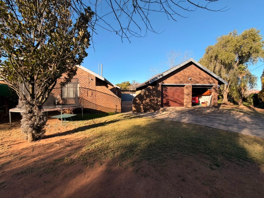 3 Bedroom Property for Sale in Ferryvale Gauteng