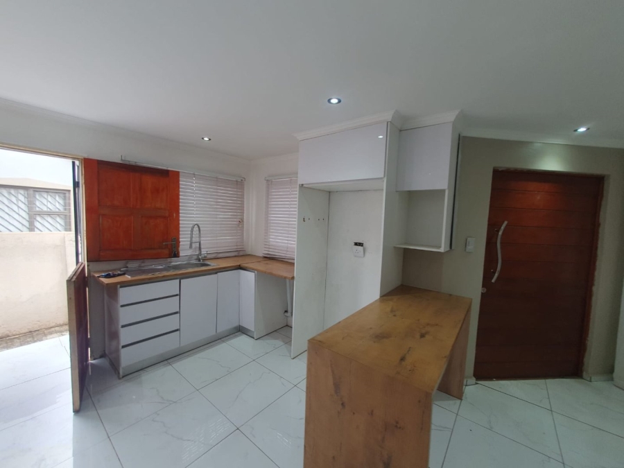 3 Bedroom Property for Sale in Leondale Gauteng